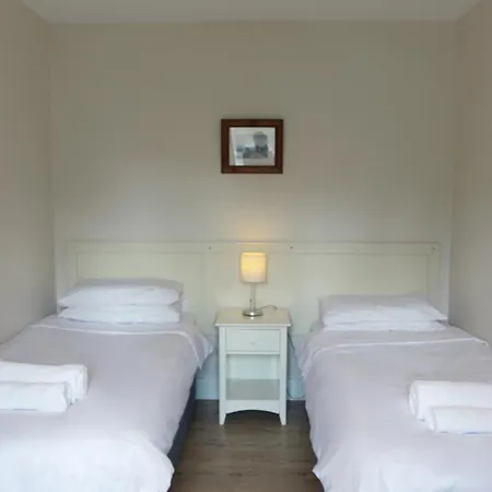 Ferienhaus Leitrim Quay - Riverside 9 *